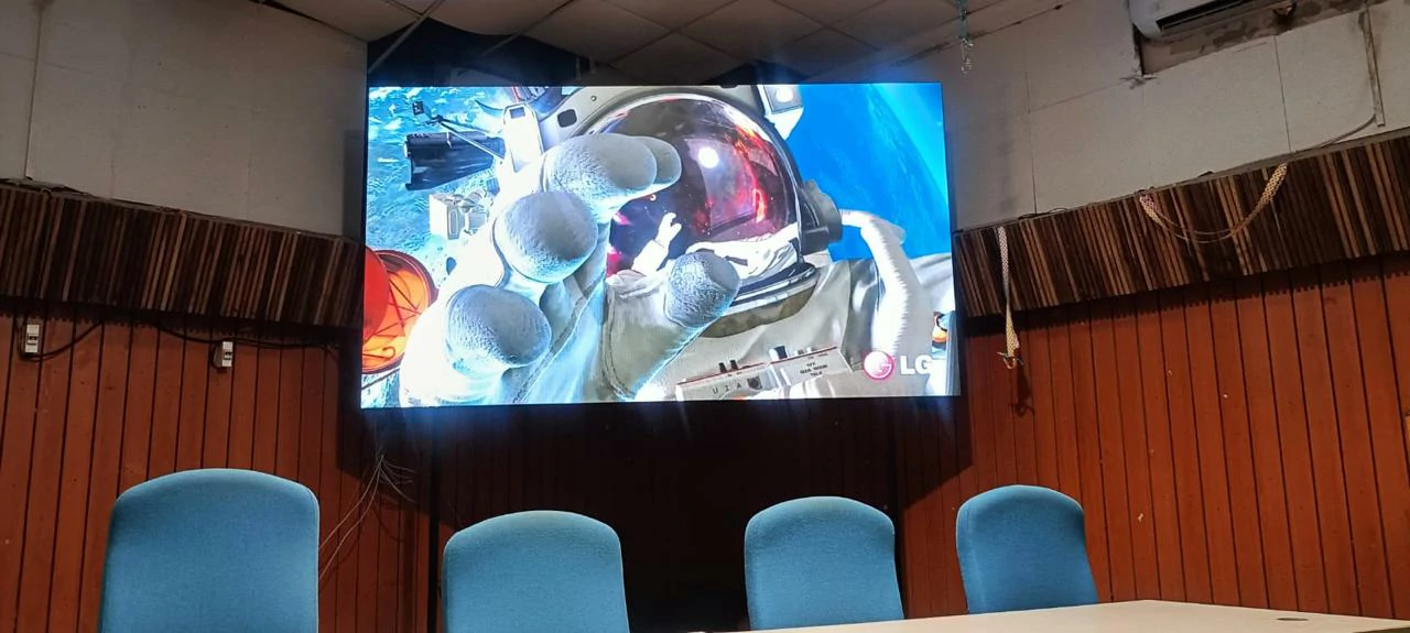 P2.5 indoor Active LED Wall installed at Jharkhand Government School in Dumka for smart classroom and auditorium use.